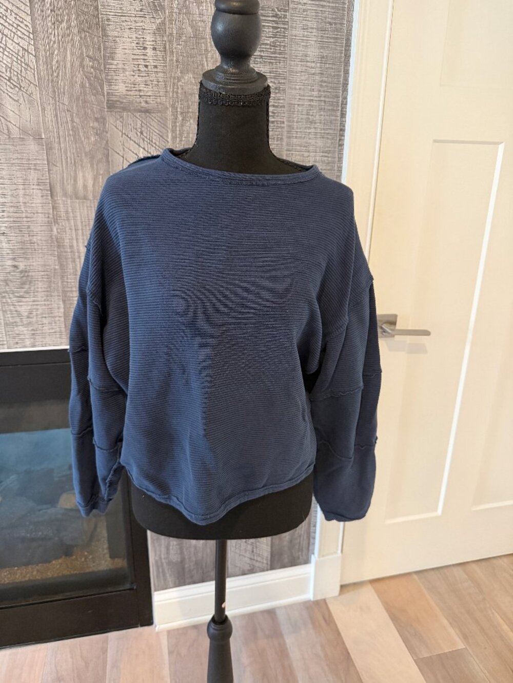 Free People We The Free Navy Textured Ribbed Oversized Pullover Top Size XS